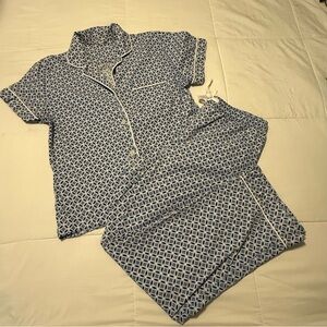 L.L.Bean Women’s Pajama Set Size Small Blue White Short Sleeve Button Top Pants